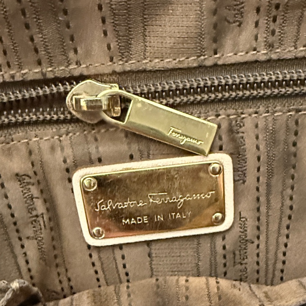 Vintage Salvatore Ferragamo Sacthel tote Shoulder bag medium - Picture 7 of 16